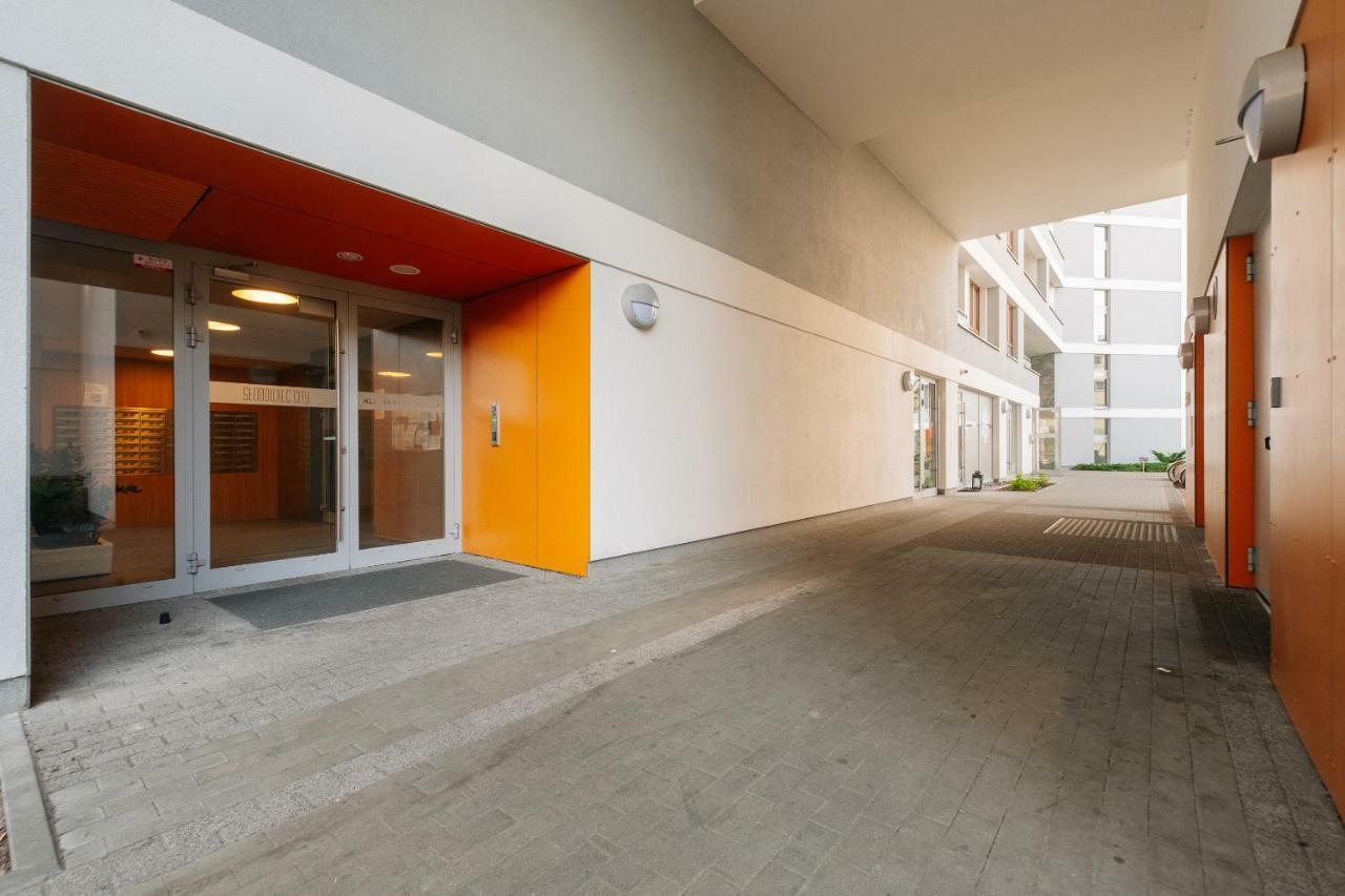 Stare Bielany 2-Bedroom Apartment Warsaw Exterior photo